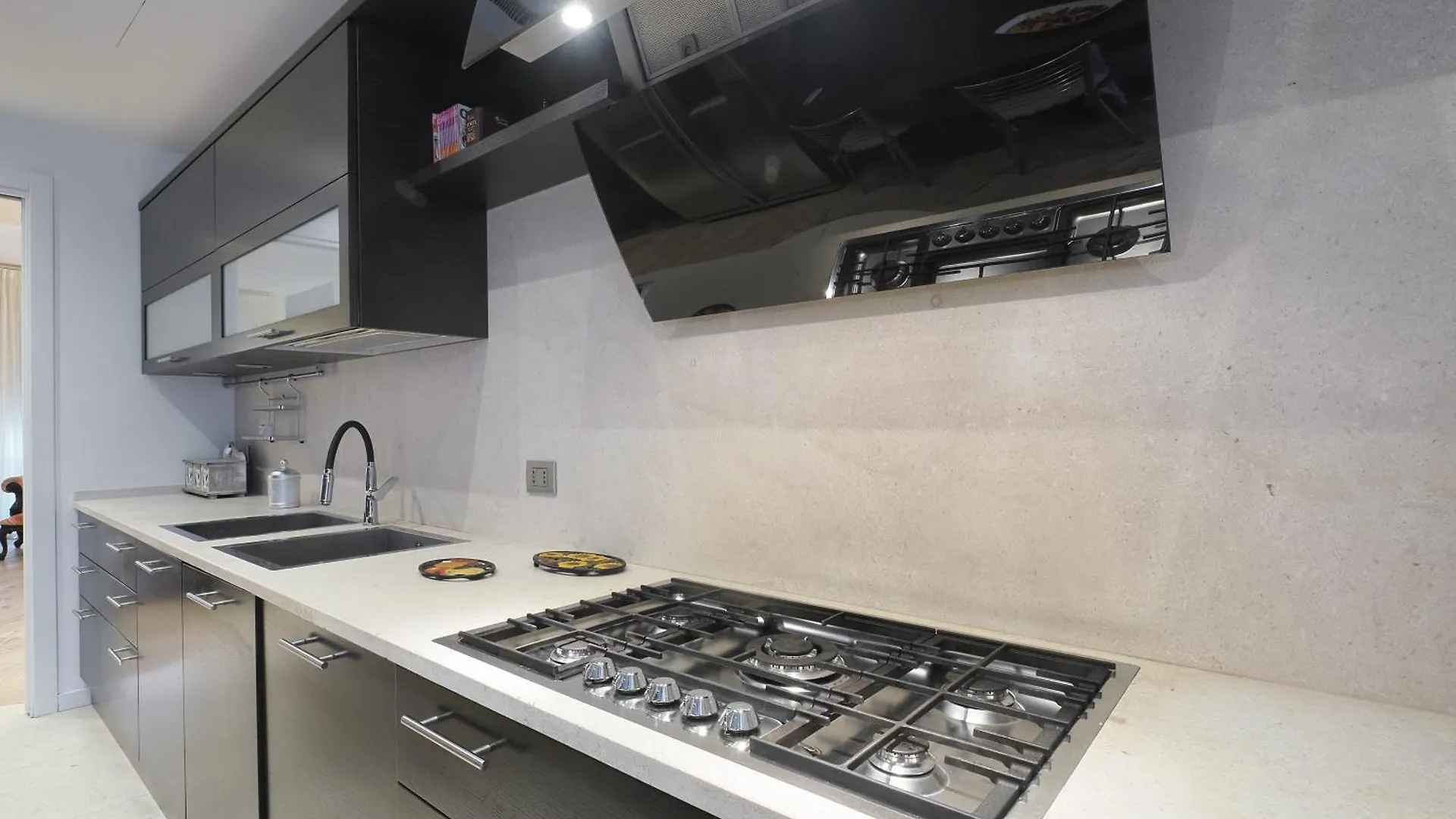 Primopiano - Ronchi Apartment Milan
