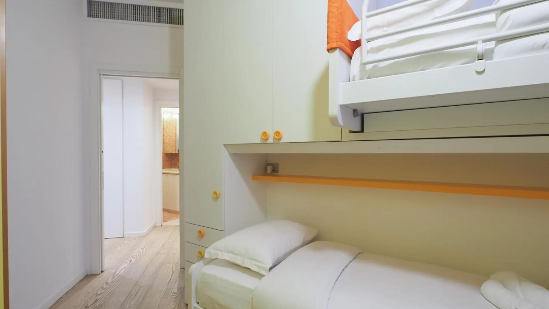 Primopiano - Ronchi Apartment Milan 0*,  Italy