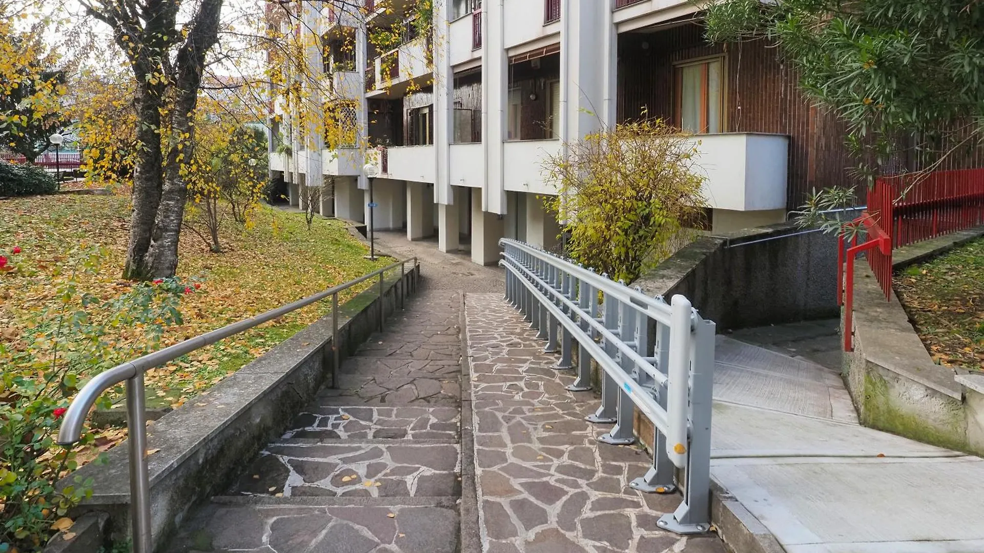 Primopiano - Ronchi Apartment Milan 0*,