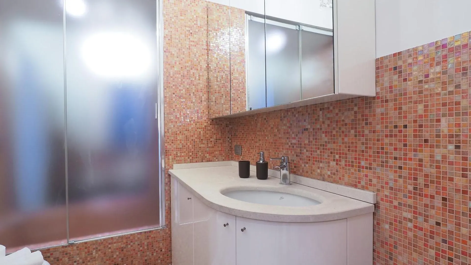 Primopiano - Ronchi Apartment Milan
